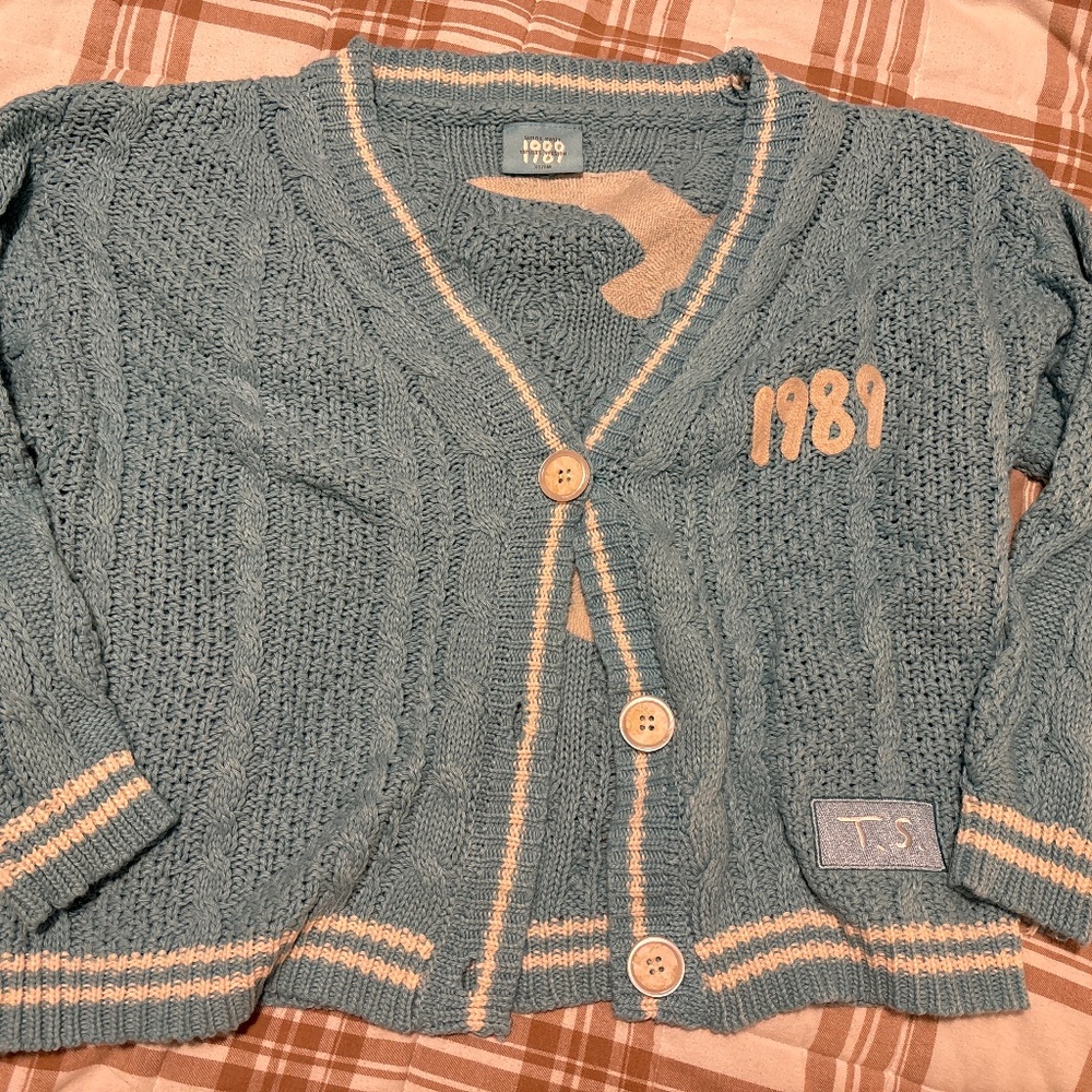 Taylor Swift 1989 Cardigan - Picture 1 of 1